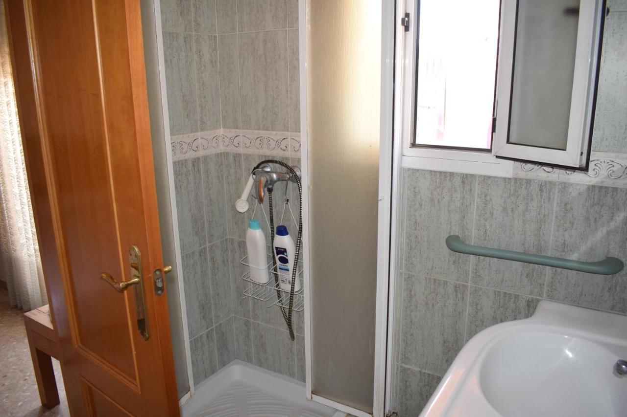 Casa Serra - Paterna - Apartamento Alquila 3 Habitaciones Con Garaje Exterior foto