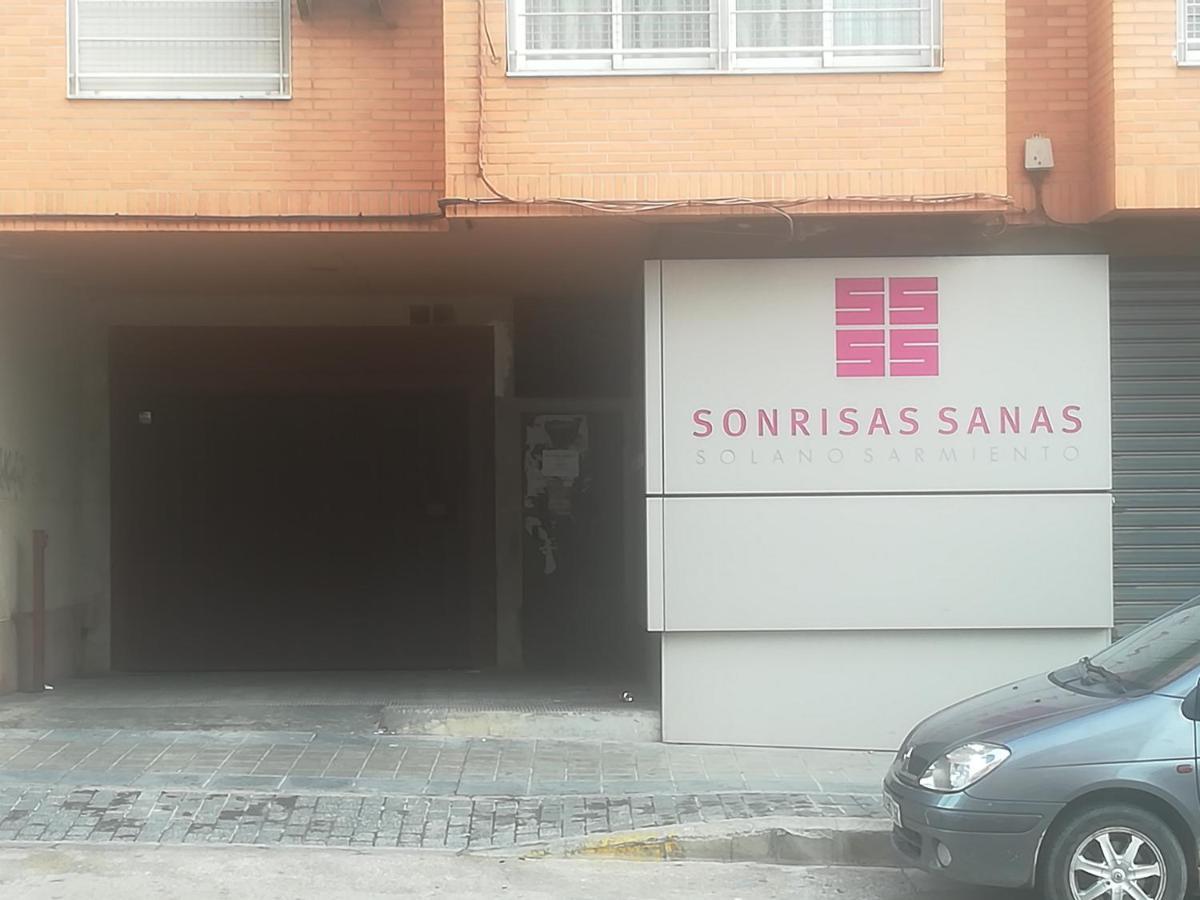 Casa Serra - Paterna - Apartamento Alquila 3 Habitaciones Con Garaje Exterior foto