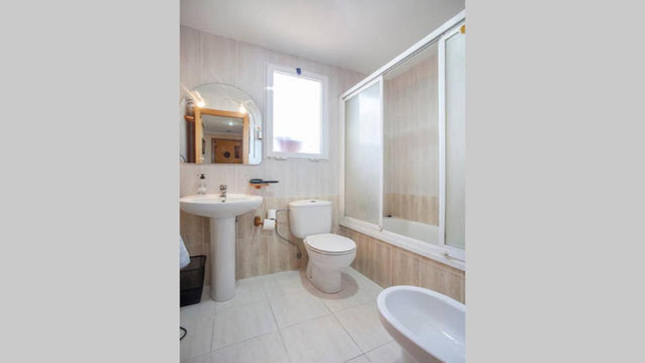 Casa Serra - Paterna - Apartamento Alquila 3 Habitaciones Con Garaje Exterior foto